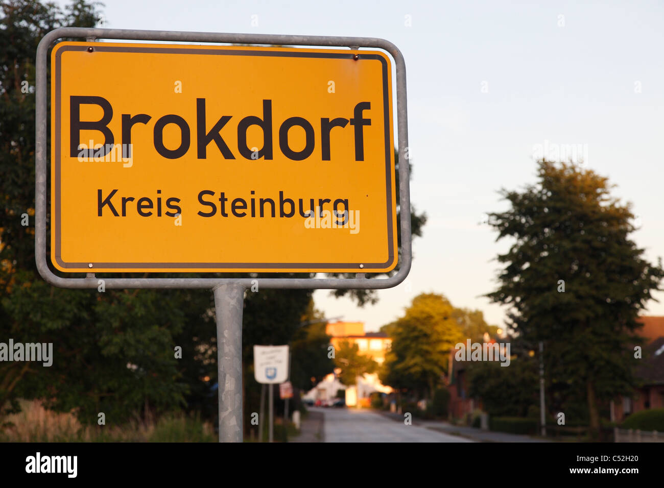 Brokdorf sign; Ortseingangsschild von Brokdorf Stock Photo
