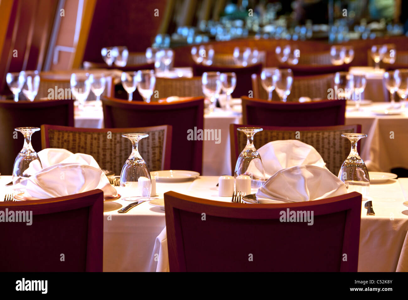 Luxury cruise dining hi-res stock photography and images - Alamy