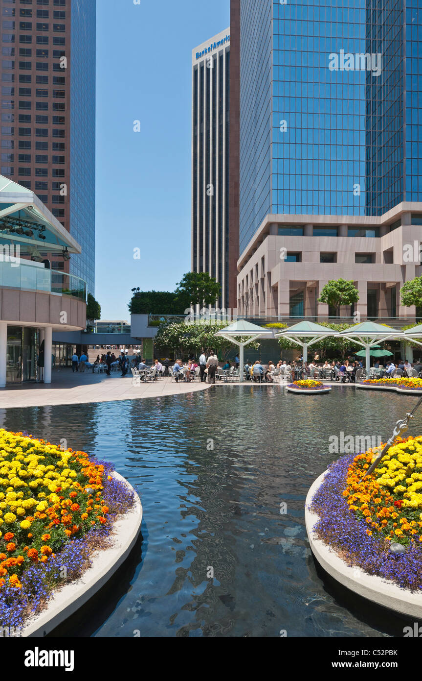 Business people having lunch in Downtown Los Angeles. Stock Photo