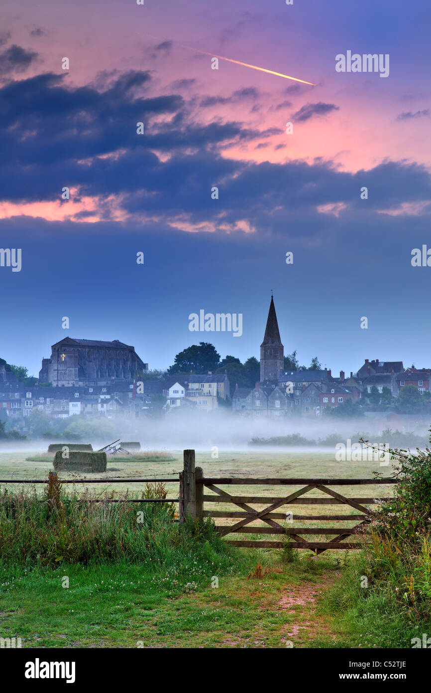 Drifting Dawn Mist  - Malmesbury, Wiltshire Stock Photo