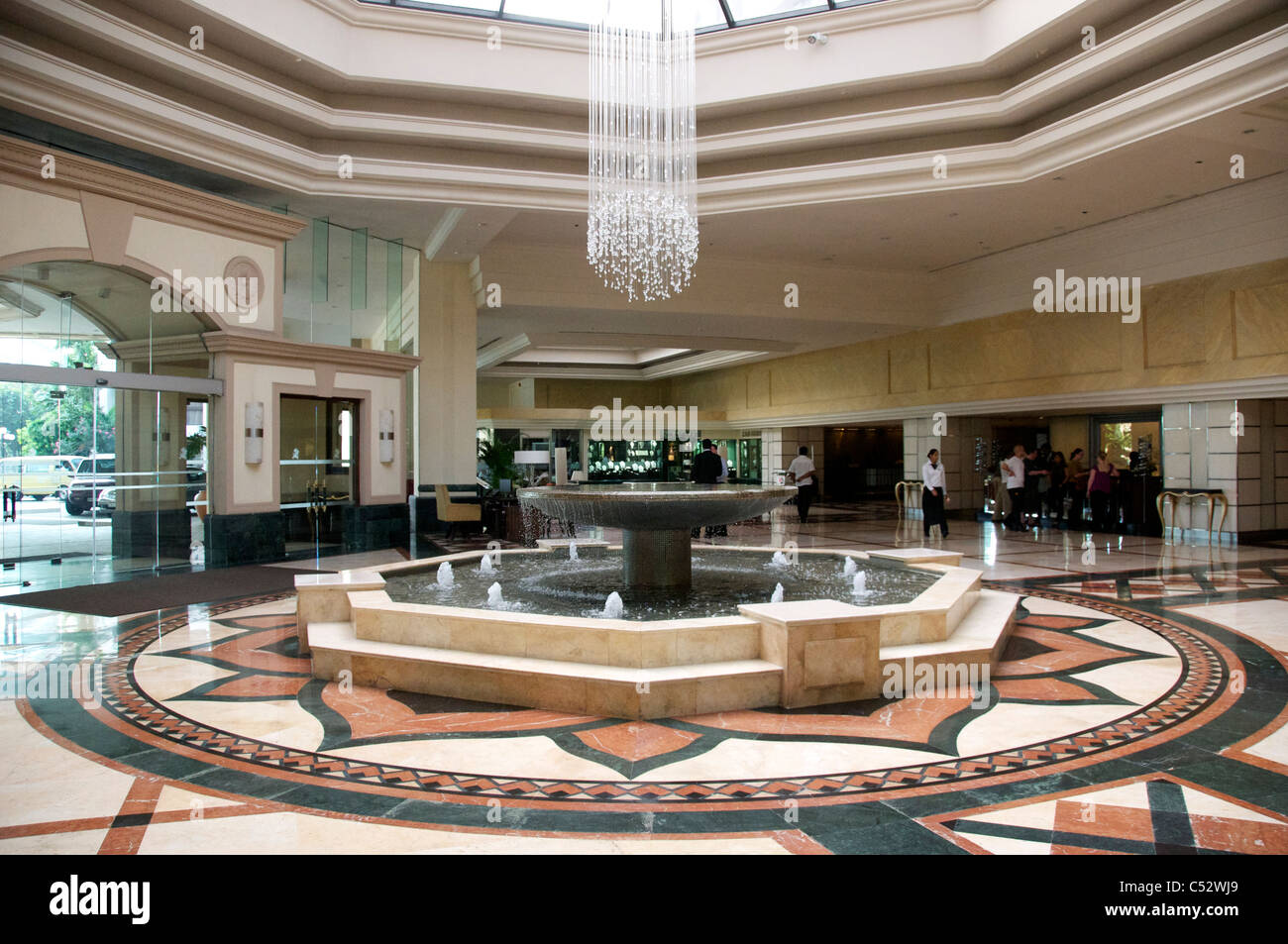 Cinnamon grand hotel hi-res stock photography and images - Alamy