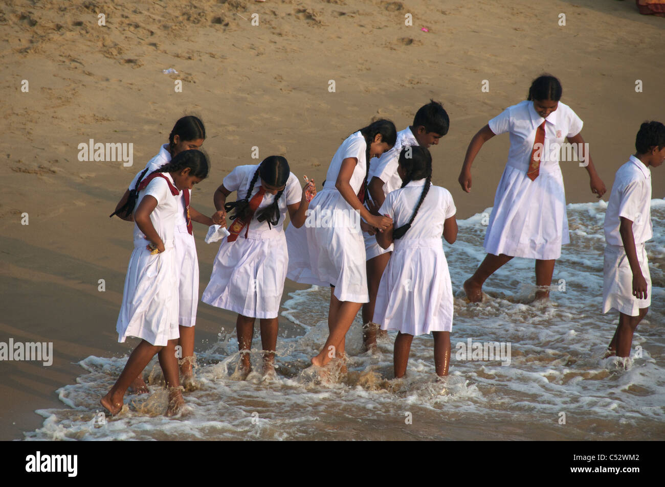 Girls colombo sri lanka Sri Lanka