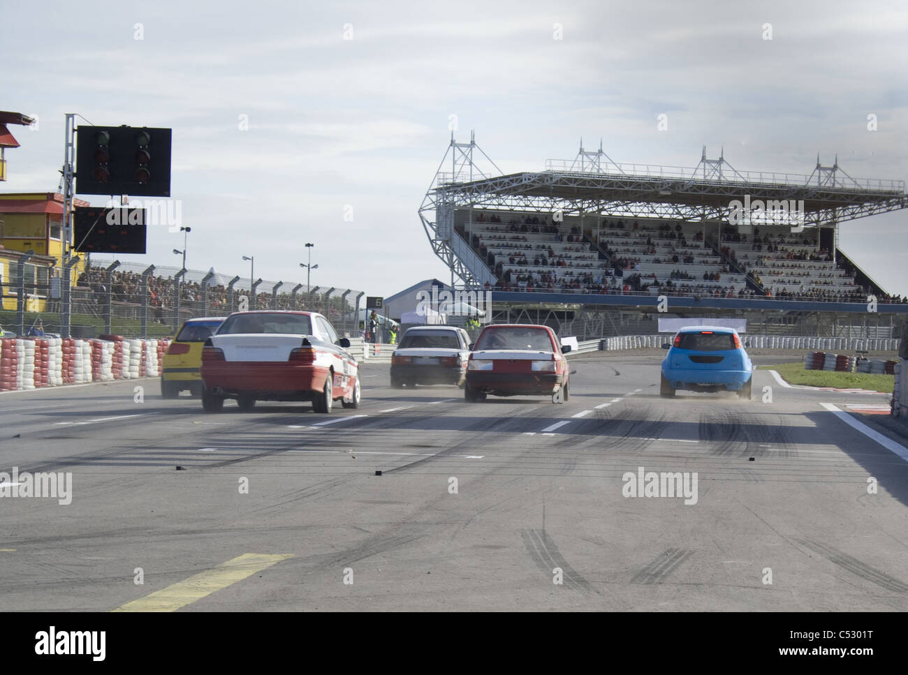 Car race start finish line hi-res stock photography and images - Alamy