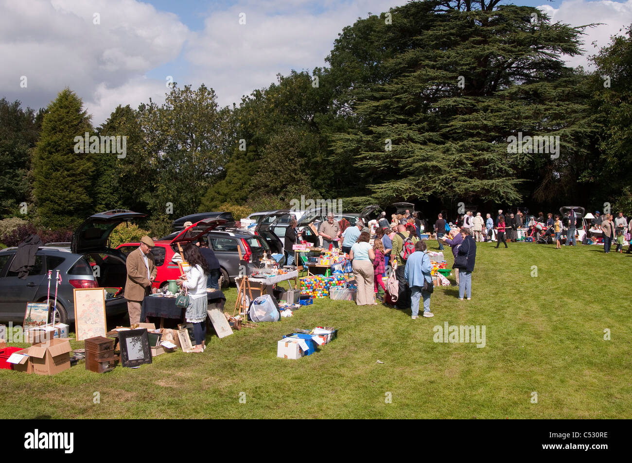 Car sales stall hires stock photography and images Alamy