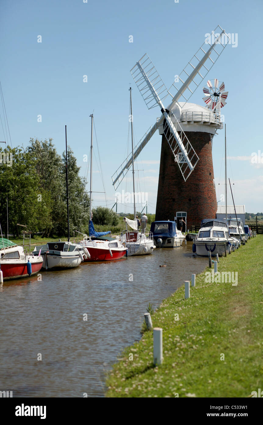 Horsey Mere Windpump, Horsey Staithe, Norfolk, UK Stock Photo Alamy