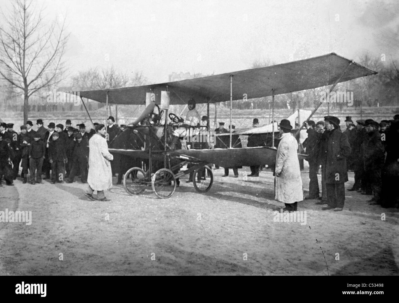 Pischoff aeroplane trying for Deutsch prize 1908 Stock Photo
