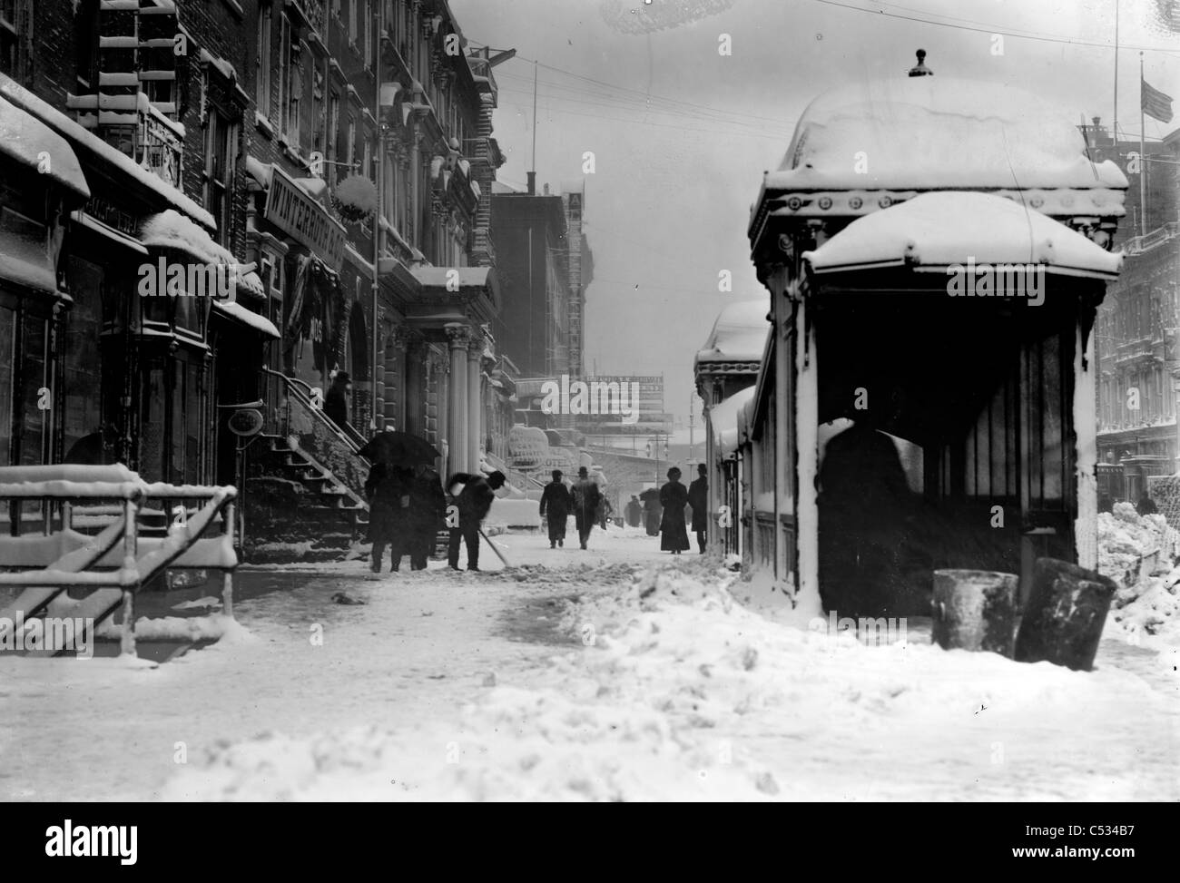 Snow storm, 14th St., New York City, 1908 Stock Photo