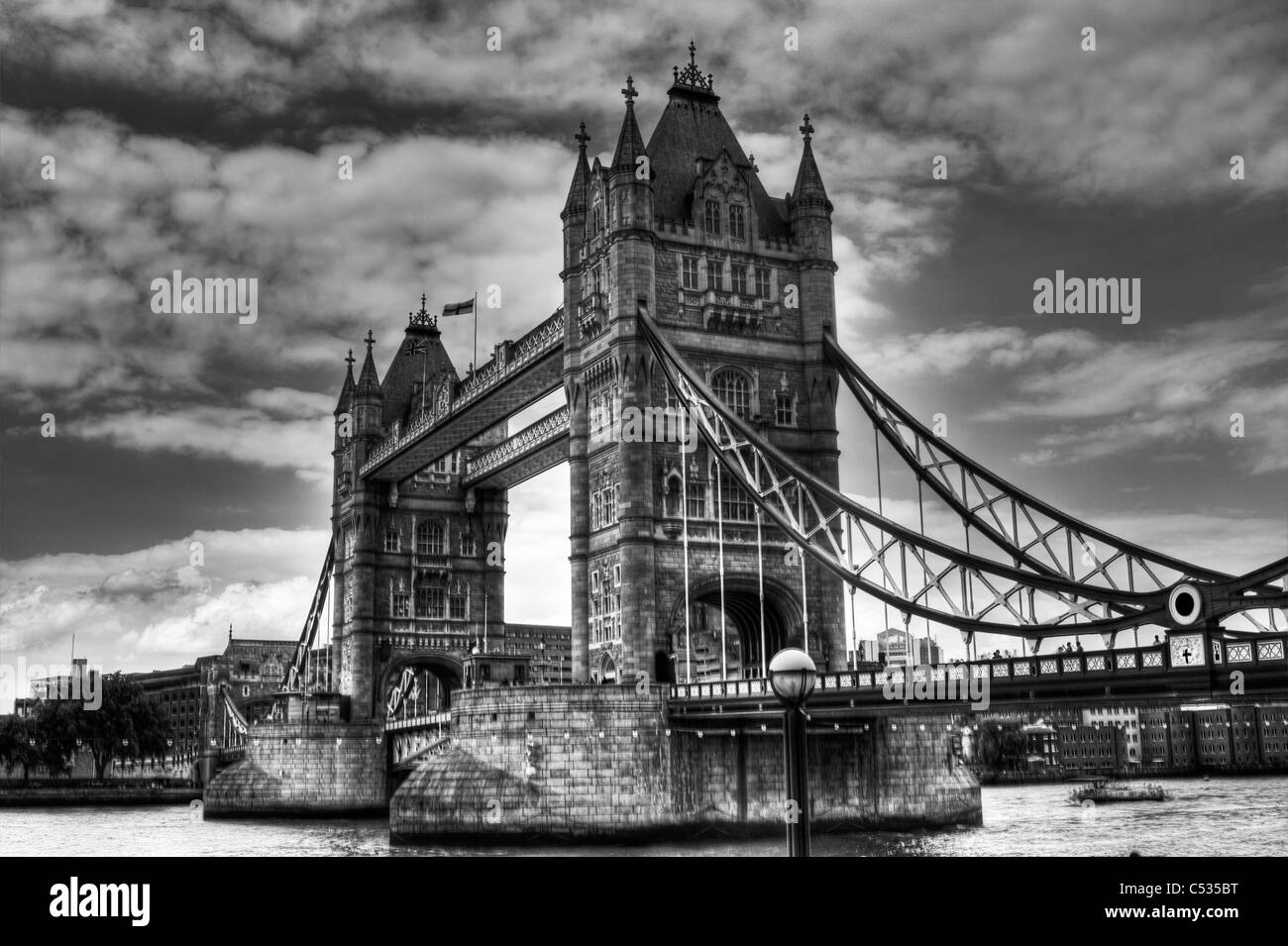Tower bridge london Black and White Stock Photos & Images - Alamy