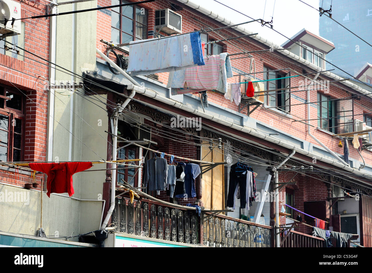 Washing hanging out to dry in old Shanghai Stock Photo