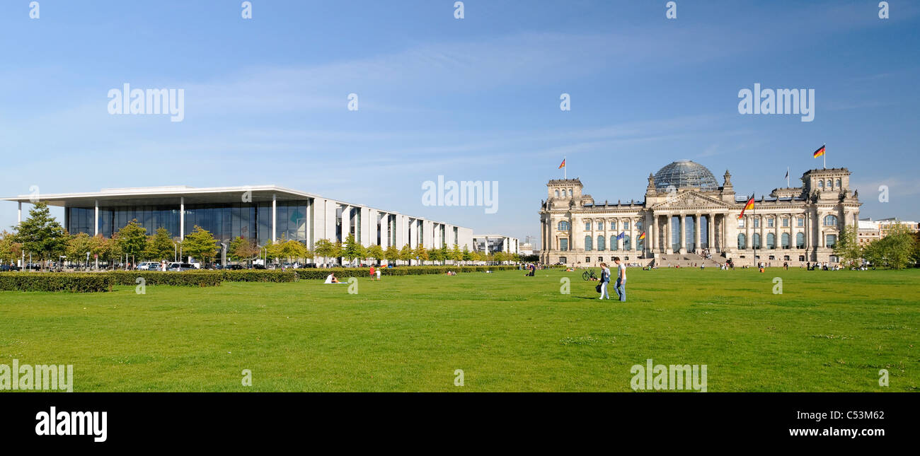 Deutscher Bundestag, Reichstag, German parliament and the Paul-Loebe-Haus building, government district, Berlin, Germany Stock Photo