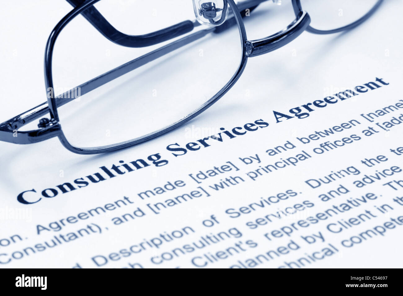 Consulting service agreement Stock Photo - Alamy