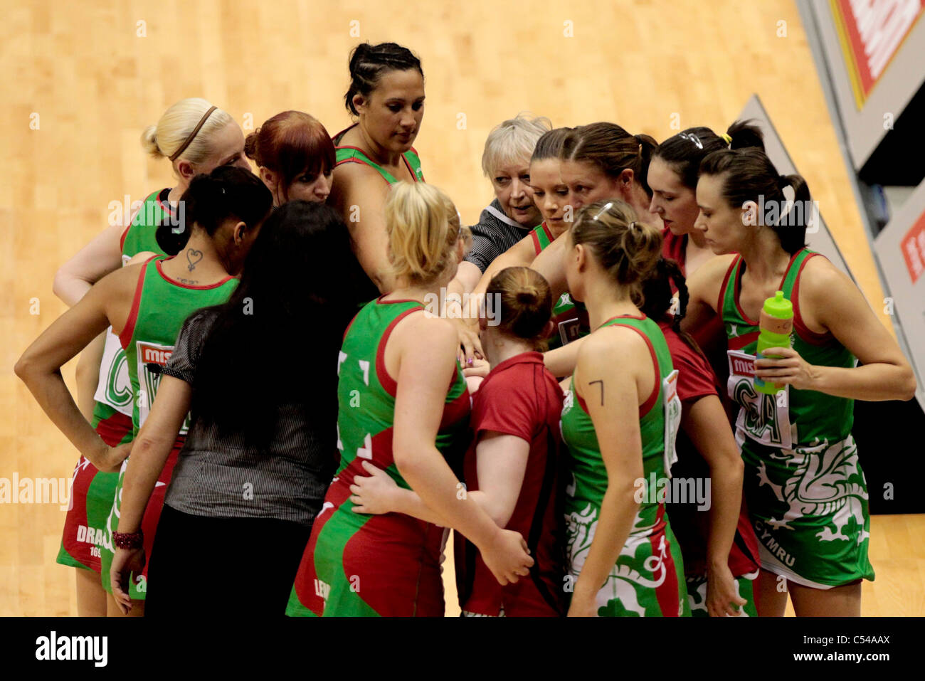 Netball team wales hi-res stock photography and images - Alamy