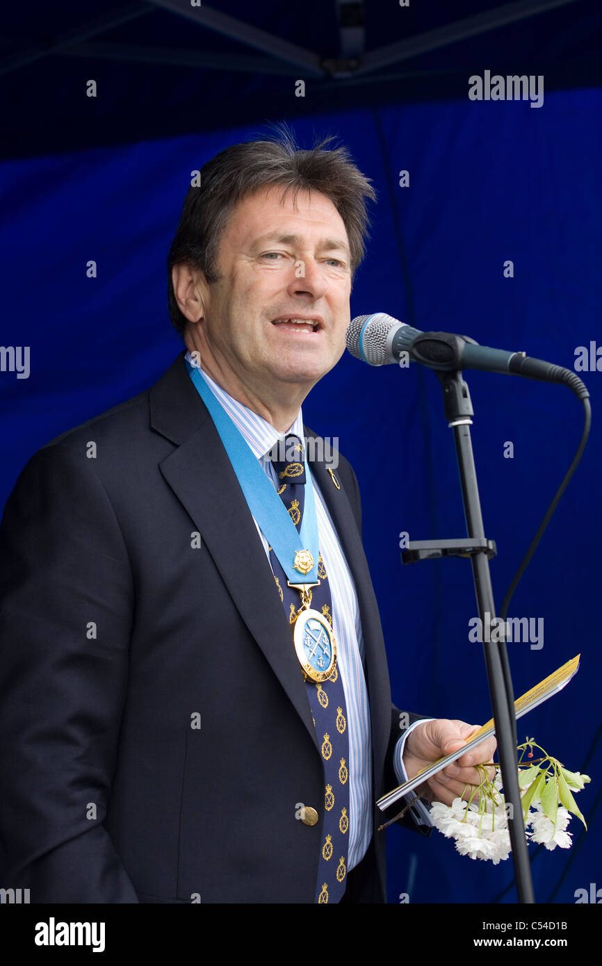 Alan Titchmarsh, Lord Lieutenant, opening, Isle of Wight, Walking