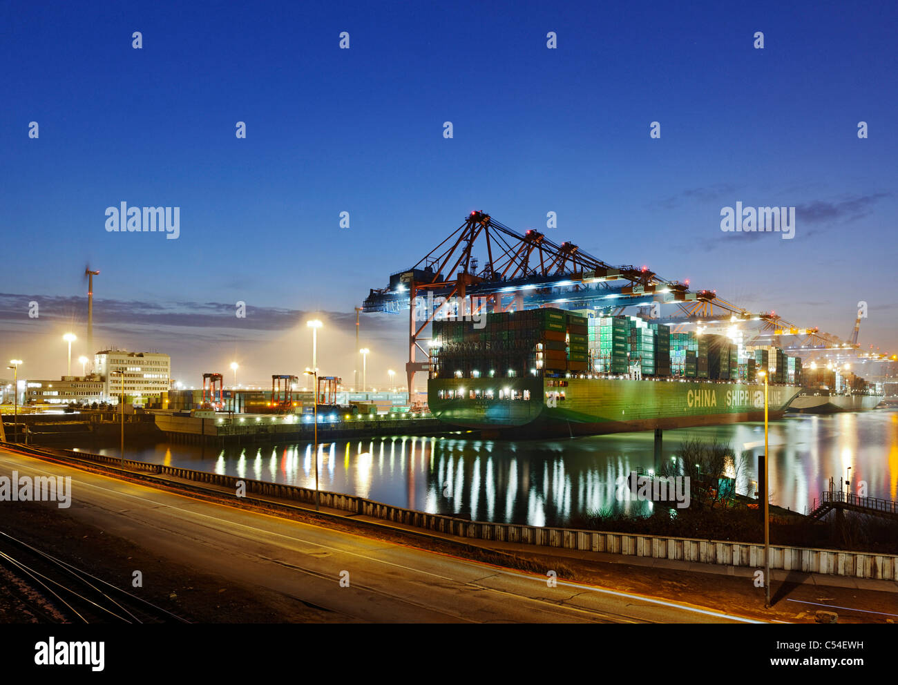 Container ship CSCL STAR Hong Kong, one of the largest container ships in the world, Eurokai Container Terminal, Hamburg Stock Photo