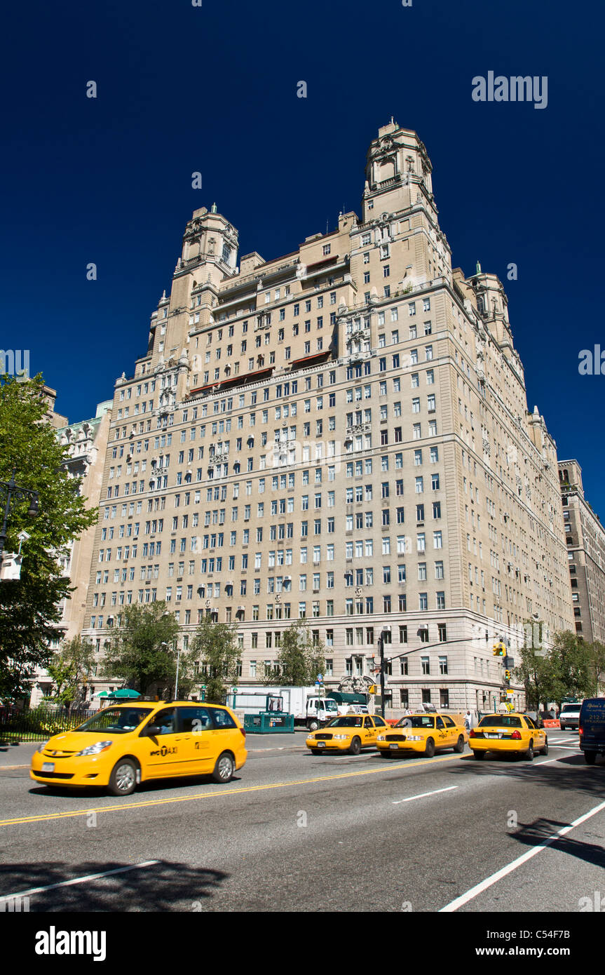 The Beresford, 23floor apartment building, 211 Central Park West, Manhattan, New York City, USA