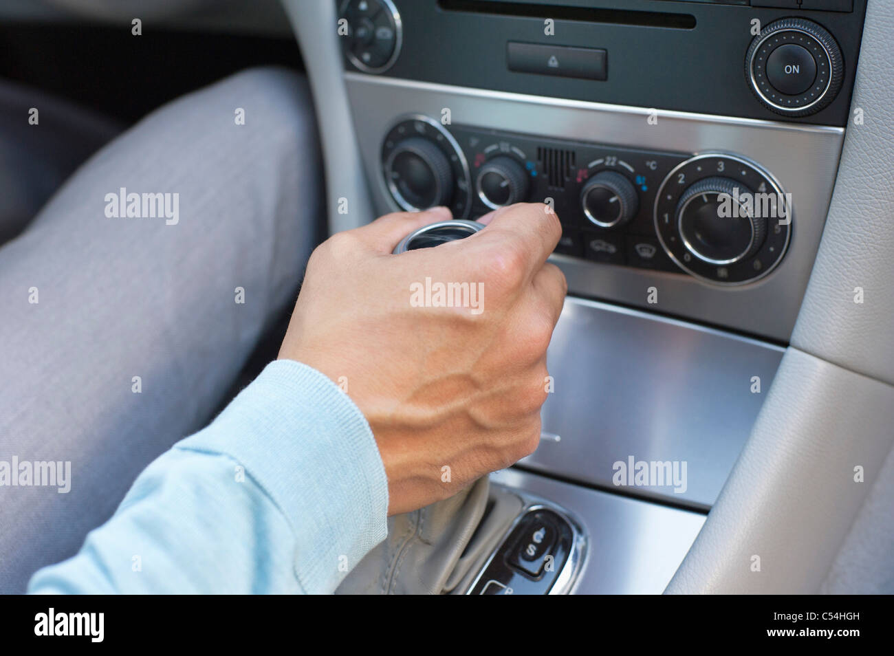 Man shifting automatic car gear Stock Photo Alamy