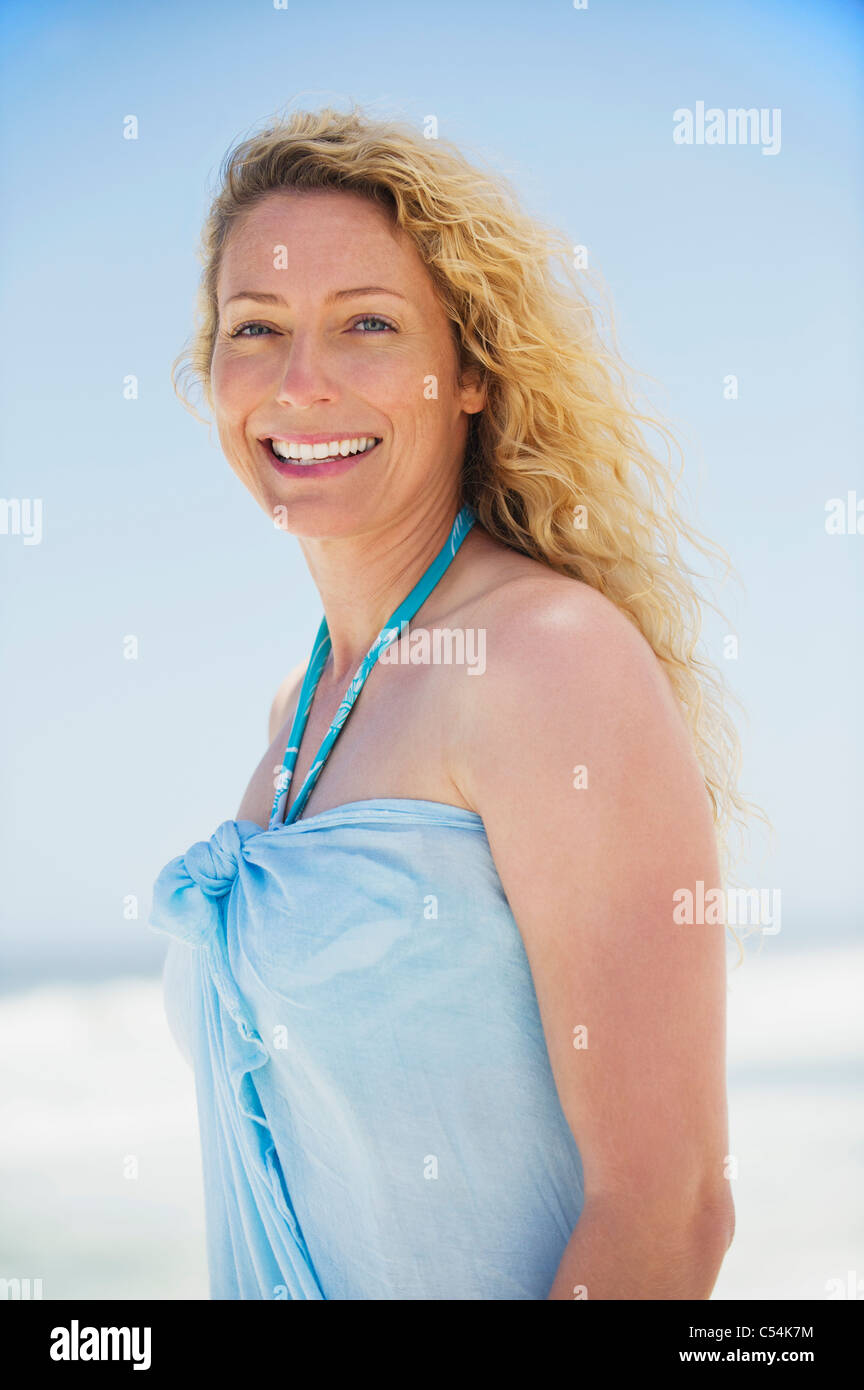 Woman smiling in nature hi-res stock photography and images - Alamy