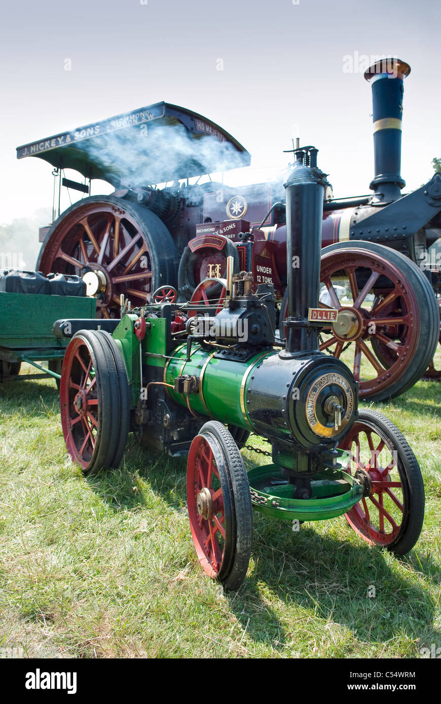 Working 1 4 Scale Foster Traction Engine In Front Of A 19 Burrell Steam Road Locomotive At Wiston Steam Rally West Sussex Stock Photo Alamy