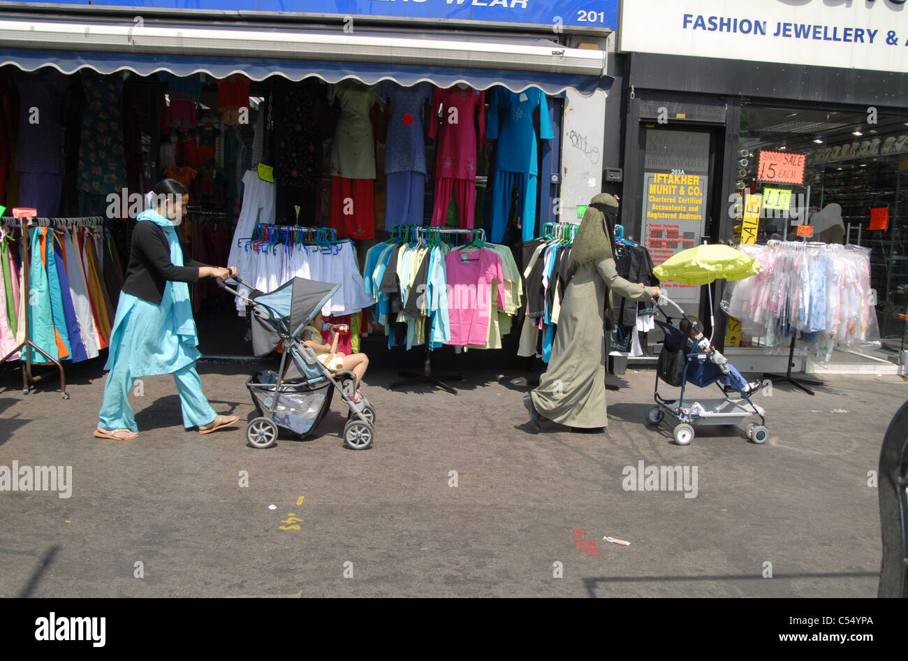 Women and babies uk hires stock photography and images Alamy