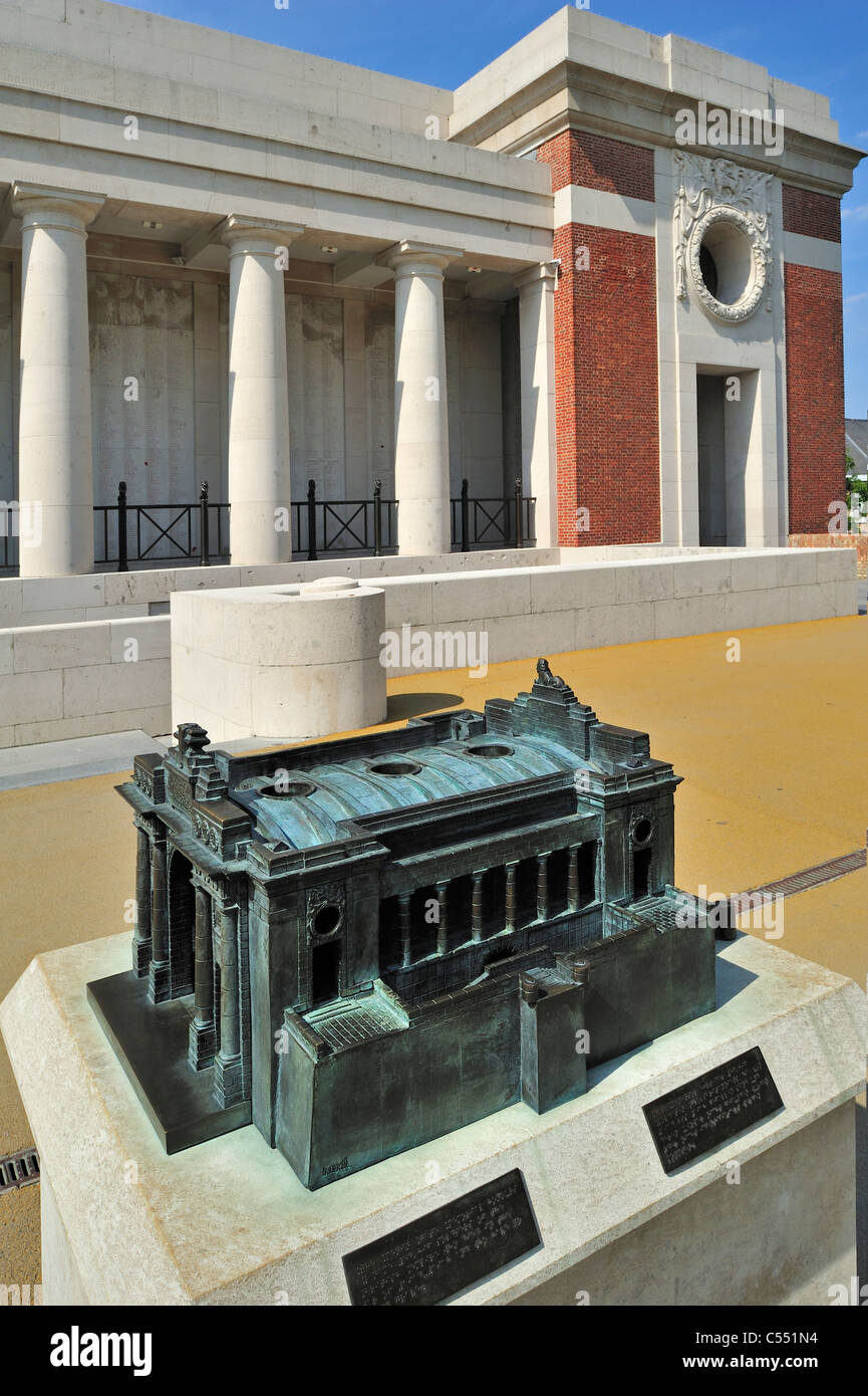 The Menin Gate Memorial to the Missing, to commemorate British soldiers killed in First World War One, Ypres, Flanders, Belgium Stock Photo
