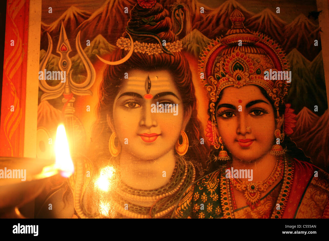 Hindu god Shiva and goddess Parvathi Stock Photo - Alamy