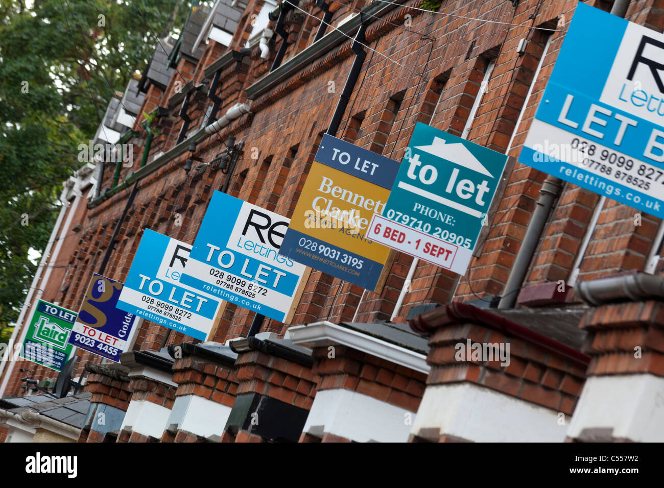Belfast terrace hires stock photography and images Alamy