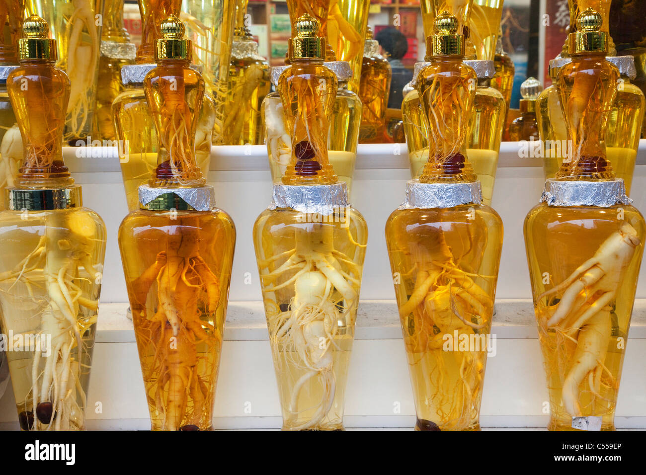 Ginseng roots in bottles, Namdaemun Market, Seoul, South Korea Stock