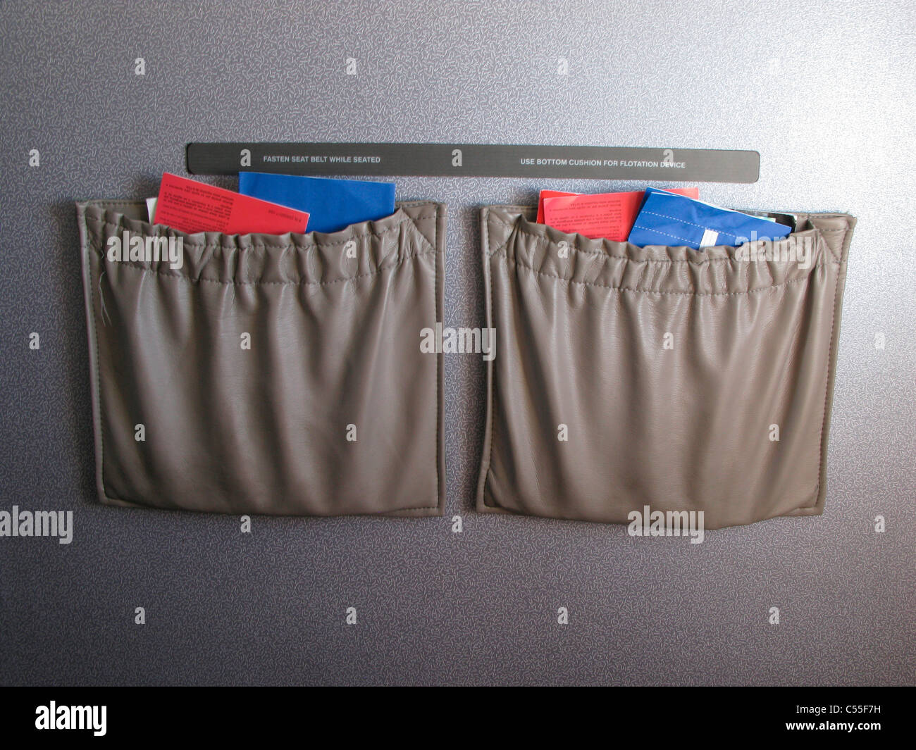 Seat pocket hires stock photography and images Alamy