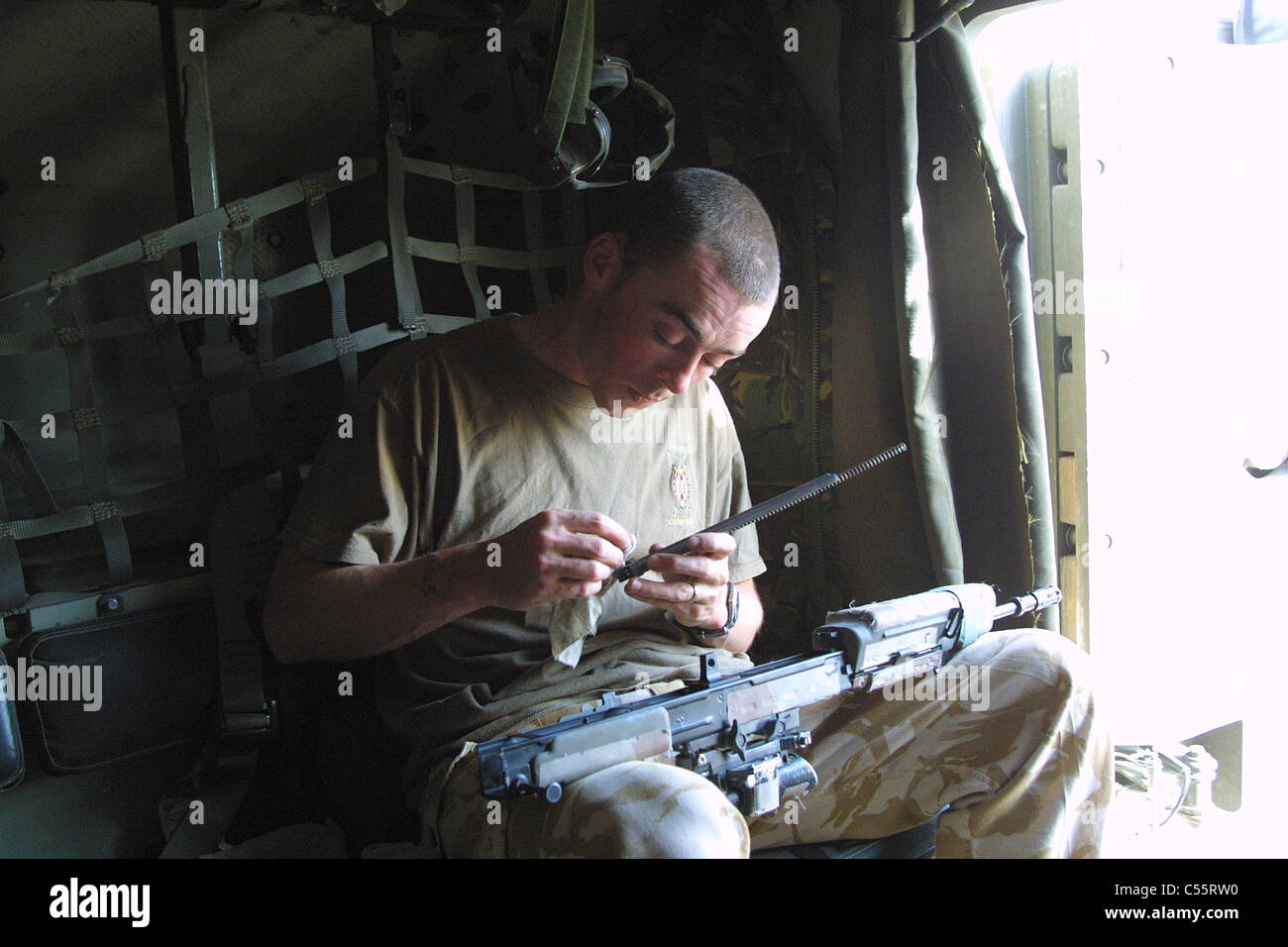 The Royal Fusiliers/Desert Rats in action, near Basra, during the 2003 ...