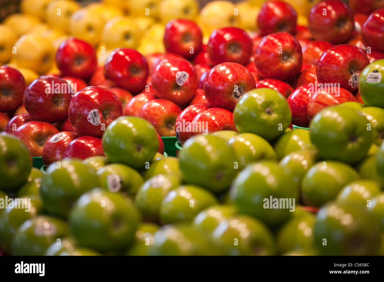 Canada apples hi-res stock photography and images - Alamy