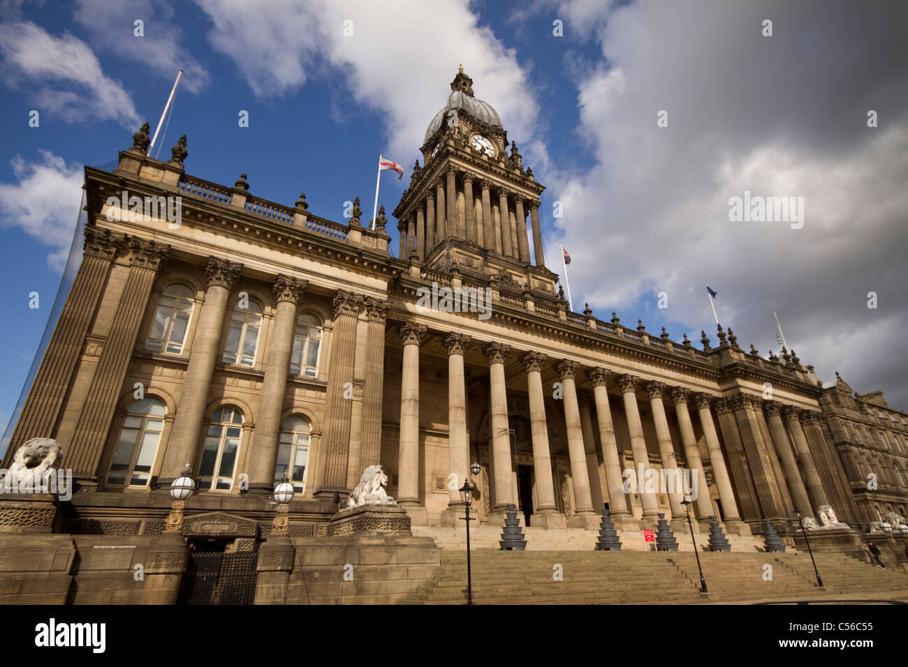 Leeds town hall functions hi-res stock photography and images - Alamy