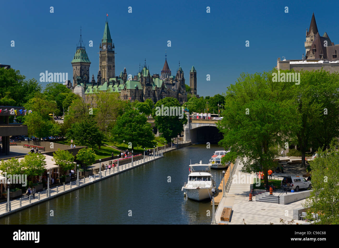 Overview of the Ottawa Parliament Buildings Rideau Canal National Arts Centre and Chateau Laurier hotel in summer Stock Photo