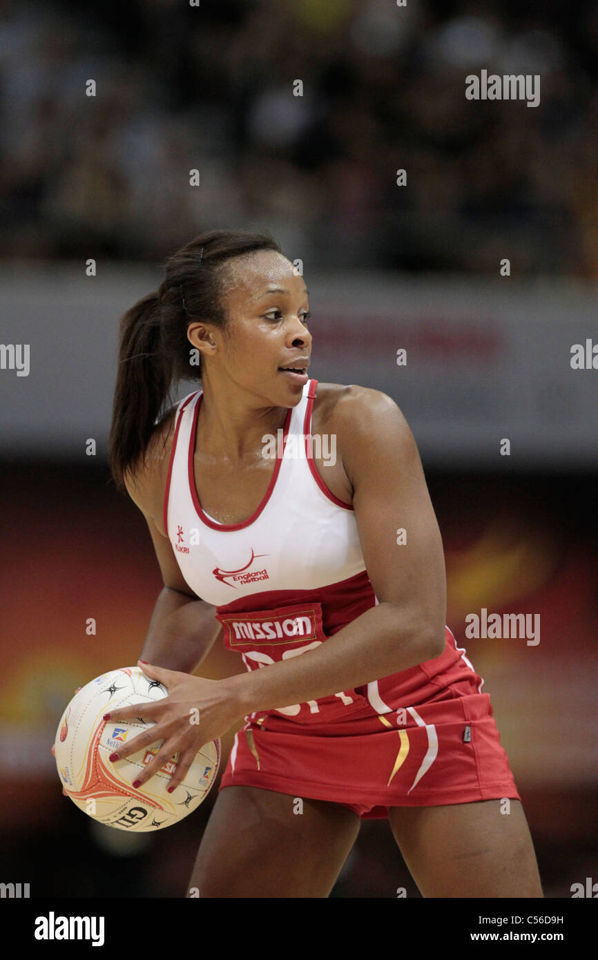 09.07.2011 Pamela Cookey of England in action during the Semi-finals between New Zealand and England, Mission Foods World Netball Championships 2011 from the Singapore Indoor Stadium in Singapore. Stock Photo