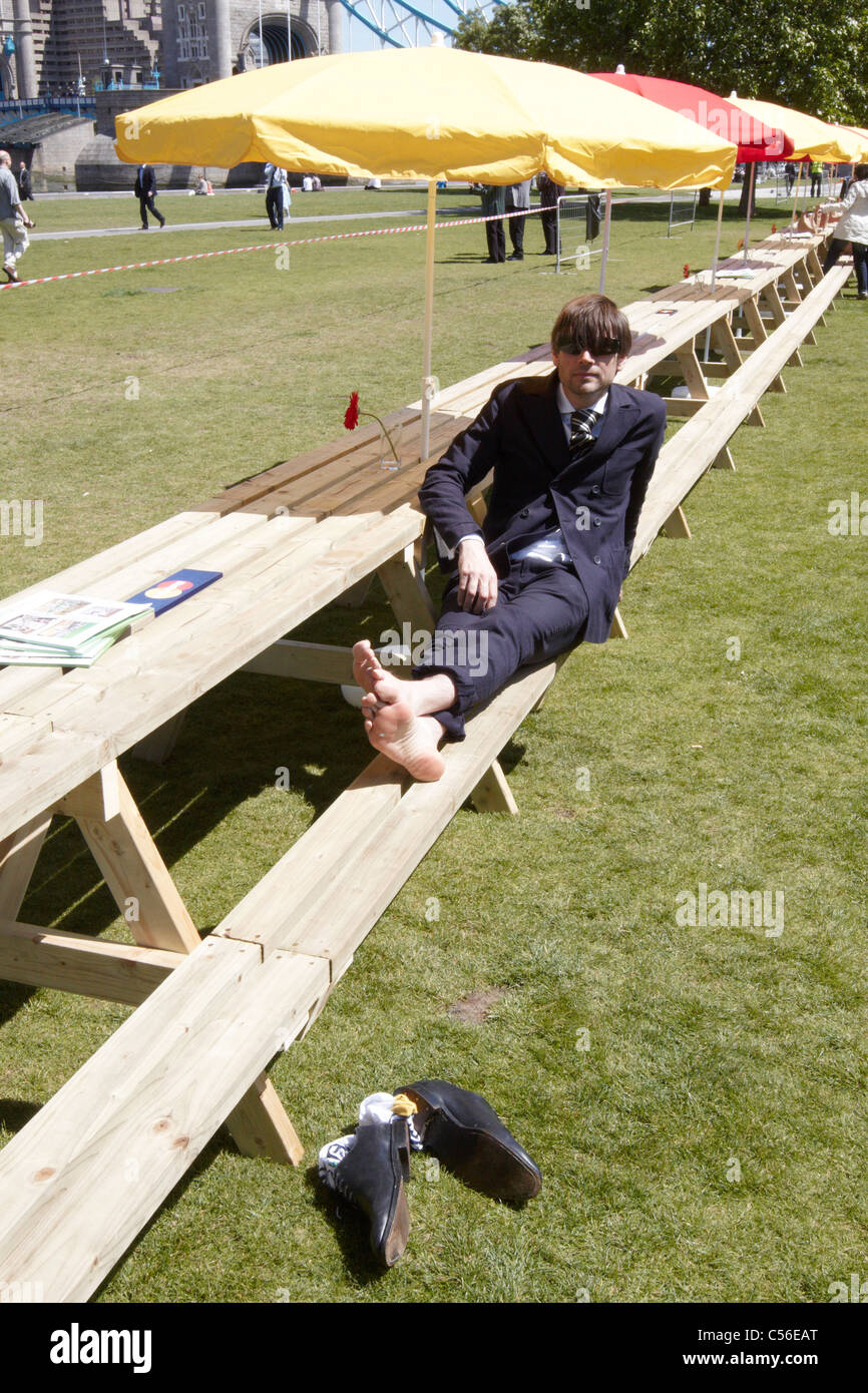 A specially built 90 meter picnic table outside City Hall in London is
