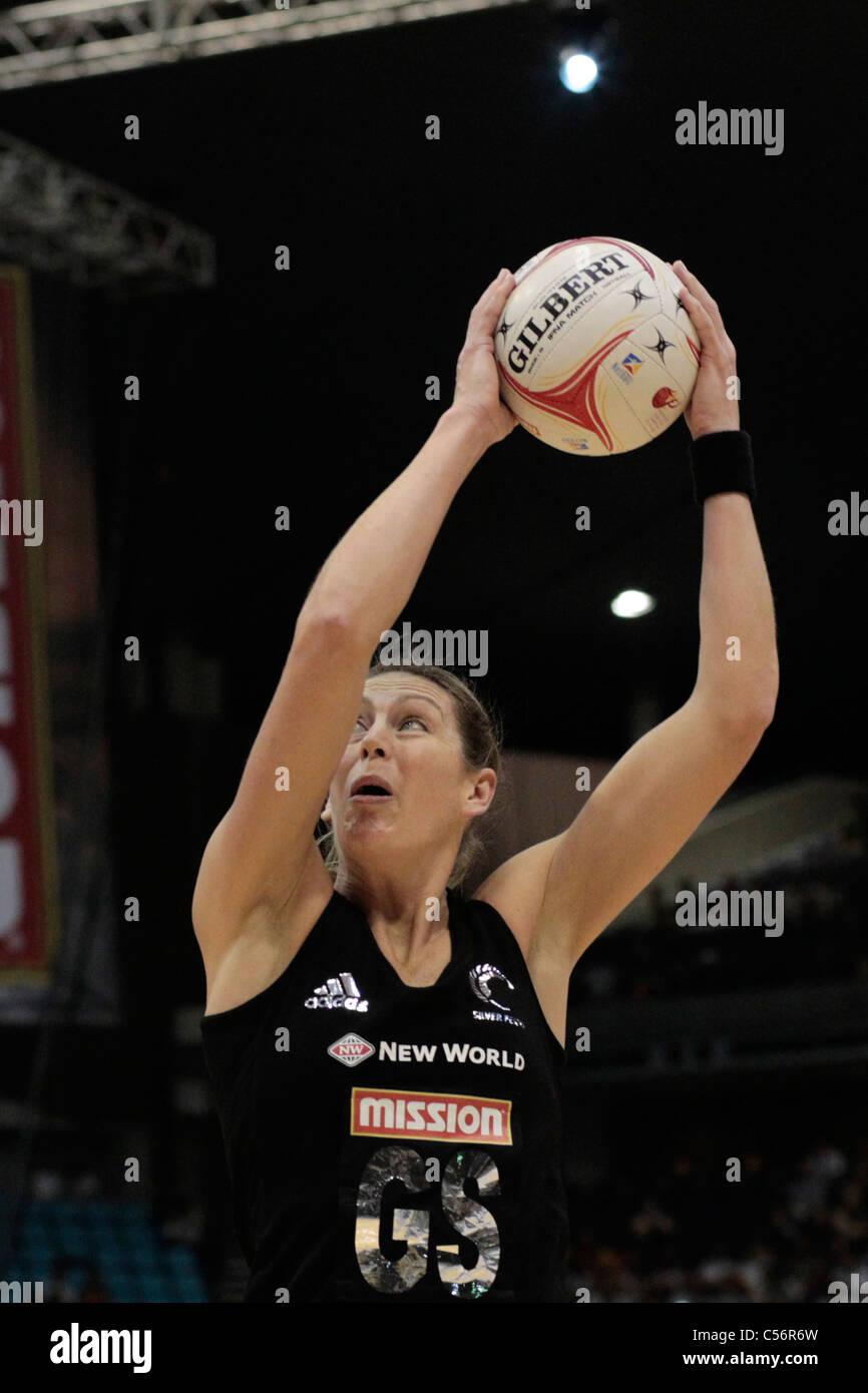 Irene van dyk netball hi-res stock photography and images - Alamy
