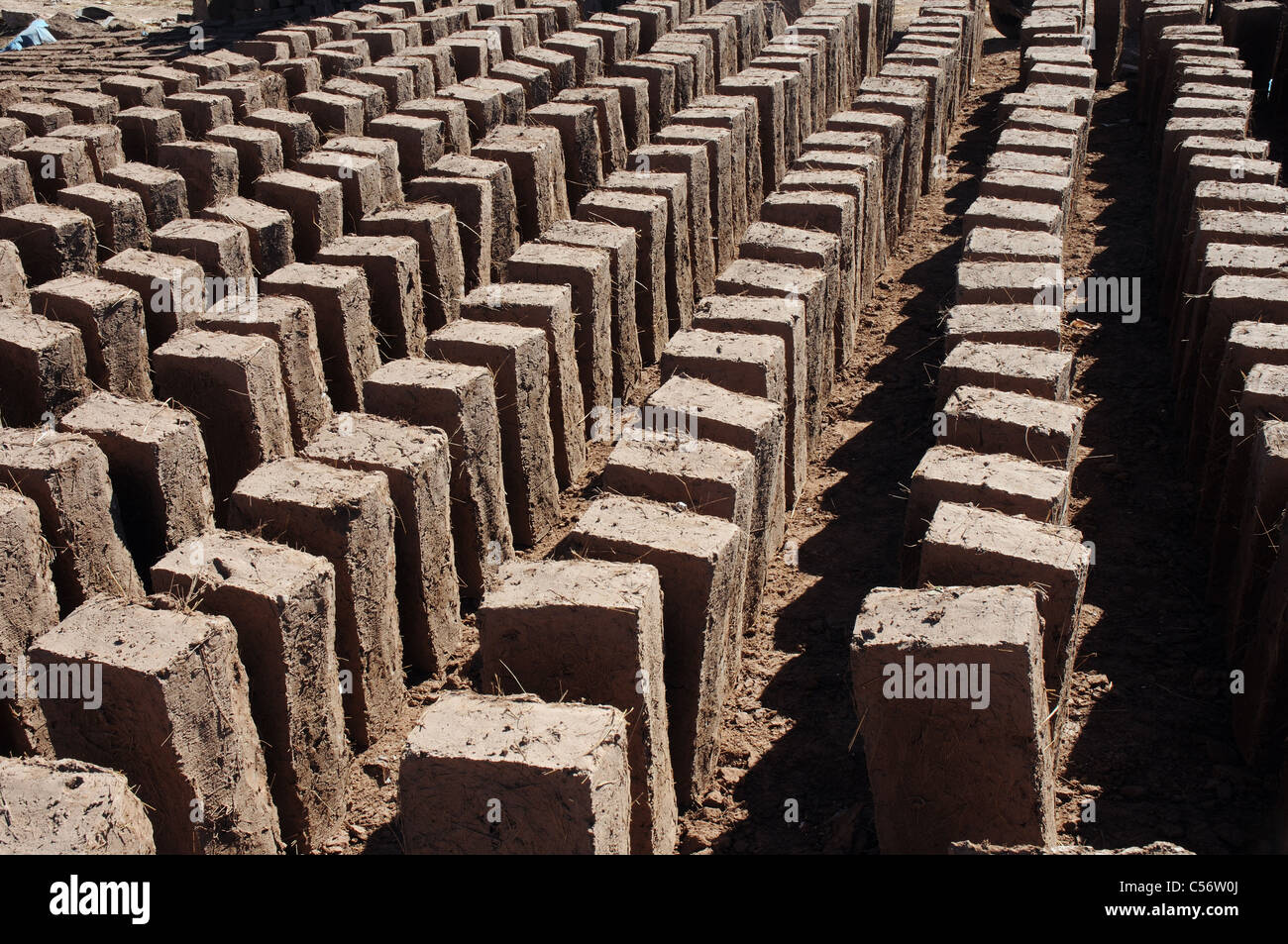 Mud bricks hi-res stock photography and images - Alamy