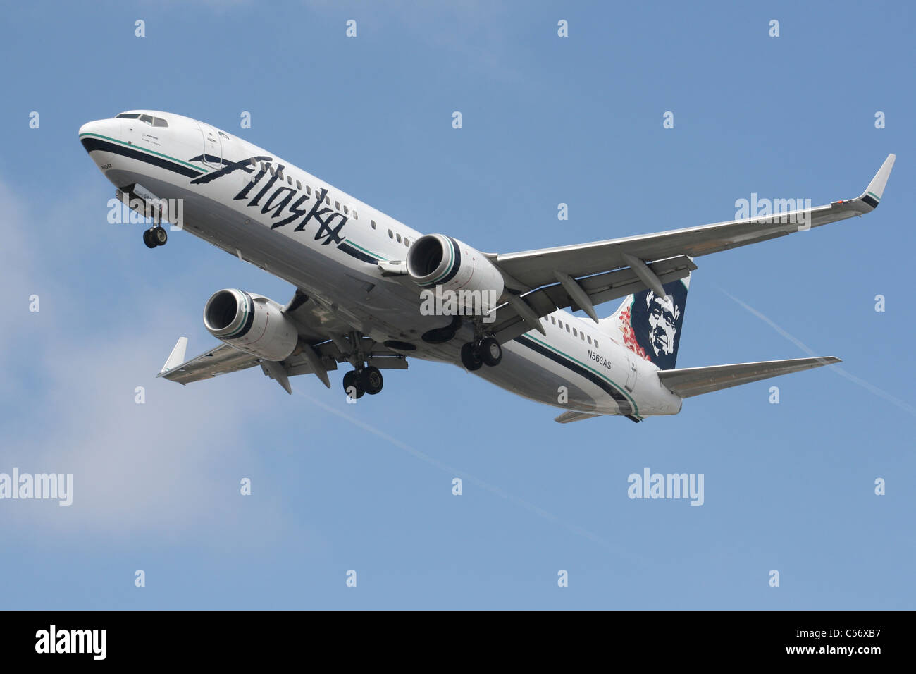 ALASKA AIRLINES BOEING 737 Stock Photo Alamy
