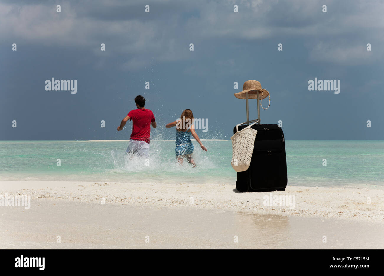 husband-abandoning-wife-hi-res-stock-photography-and-images-alamy
