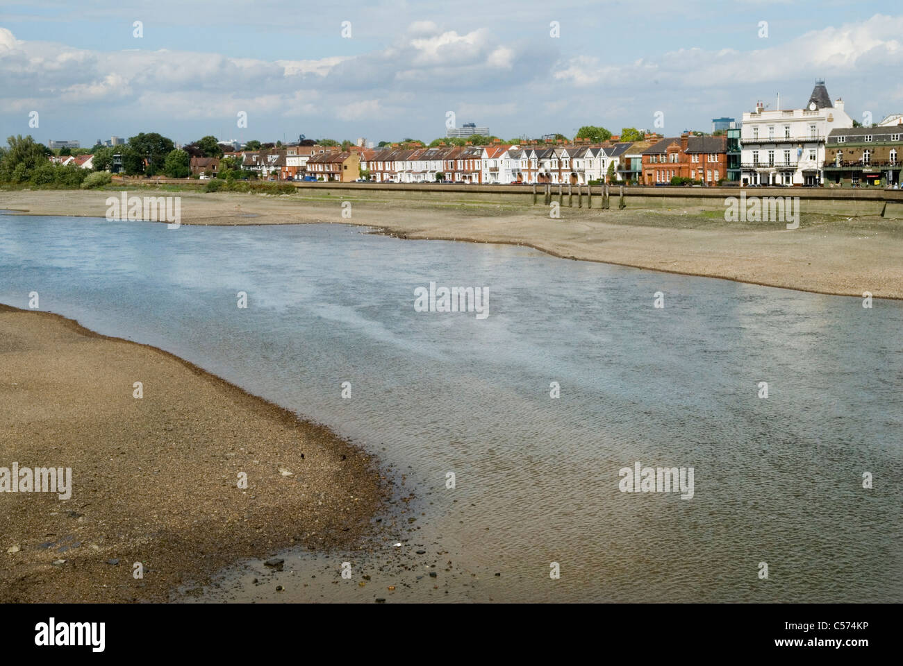 Thames at low tide hires stock photography and images Alamy