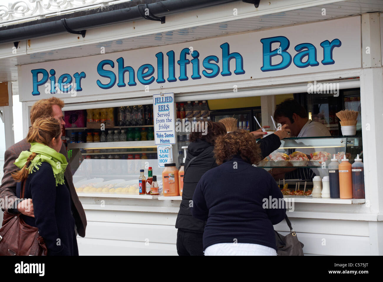 Shellfish bar hi-res stock photography and images - Alamy