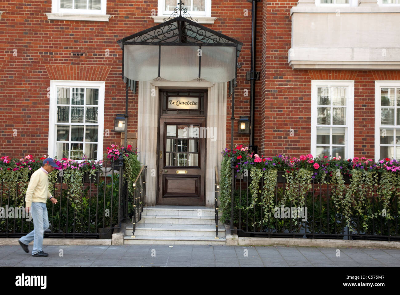 Le gavroche restaurant hi-res stock photography and images - Alamy
