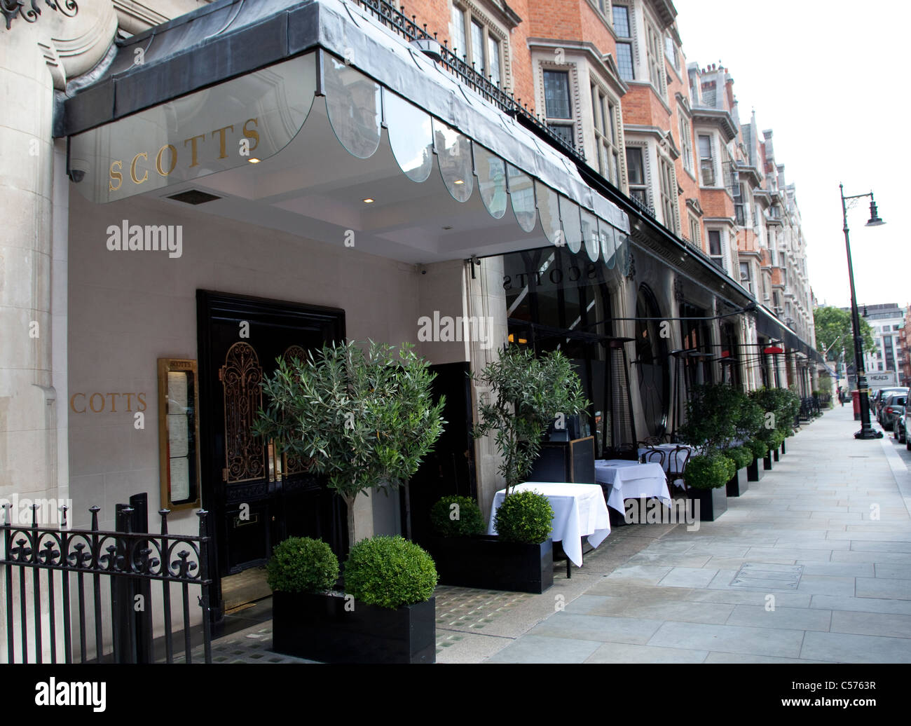 Scott's restaurant london hi-res stock photography and images - Alamy