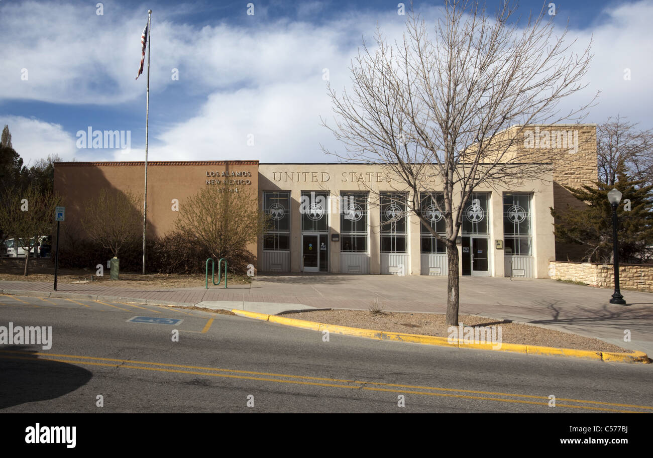 The Los Alamos, New Mexico United States Post Office designed by