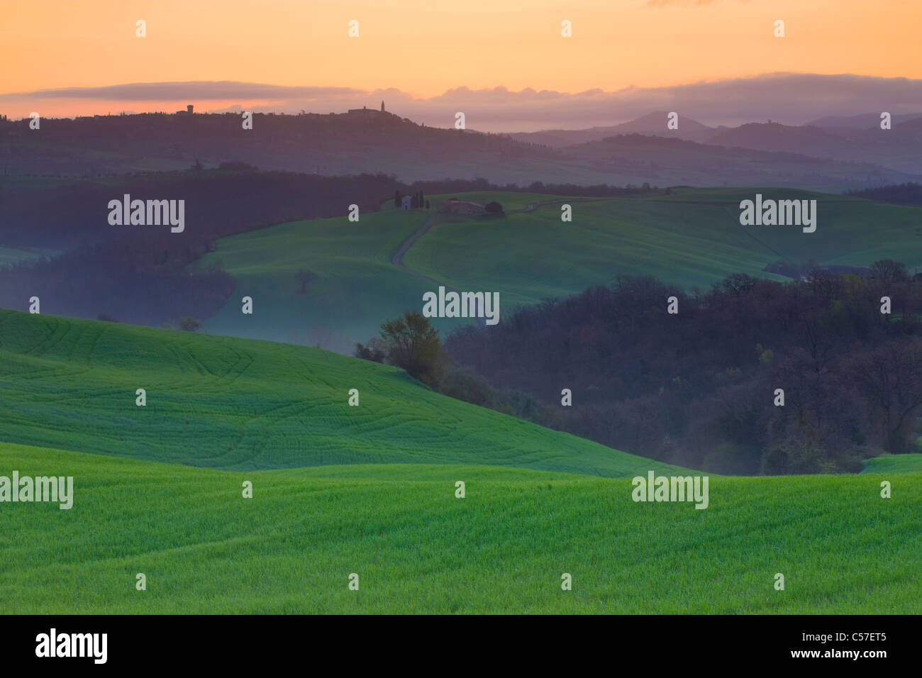 Vitaleta, Italy, Europe, Tuscany, Crete, fields, way, daybreak, church, farm, provincial town Stock Photo