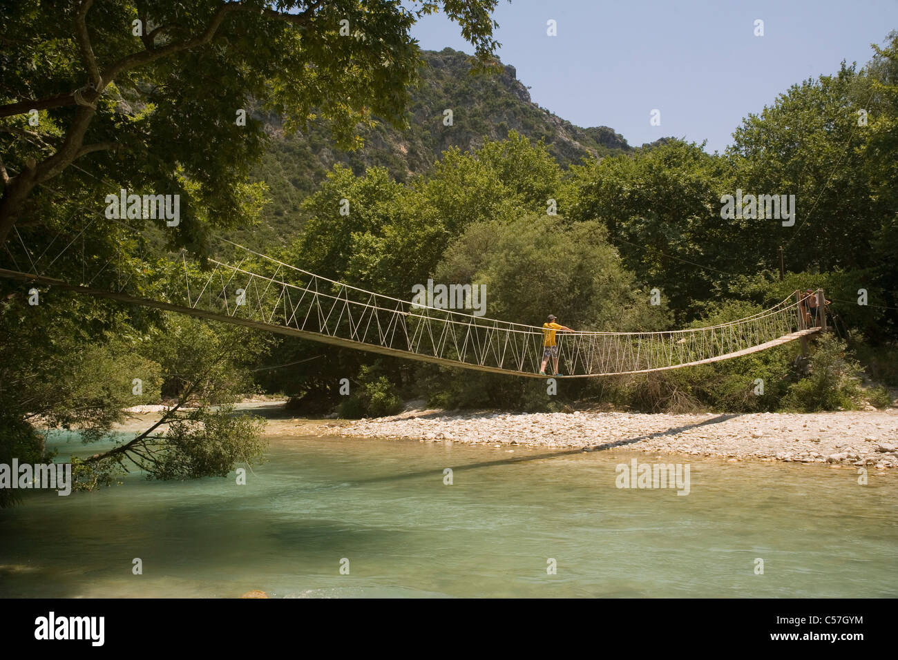 Rope bridge hires stock photography and images Alamy