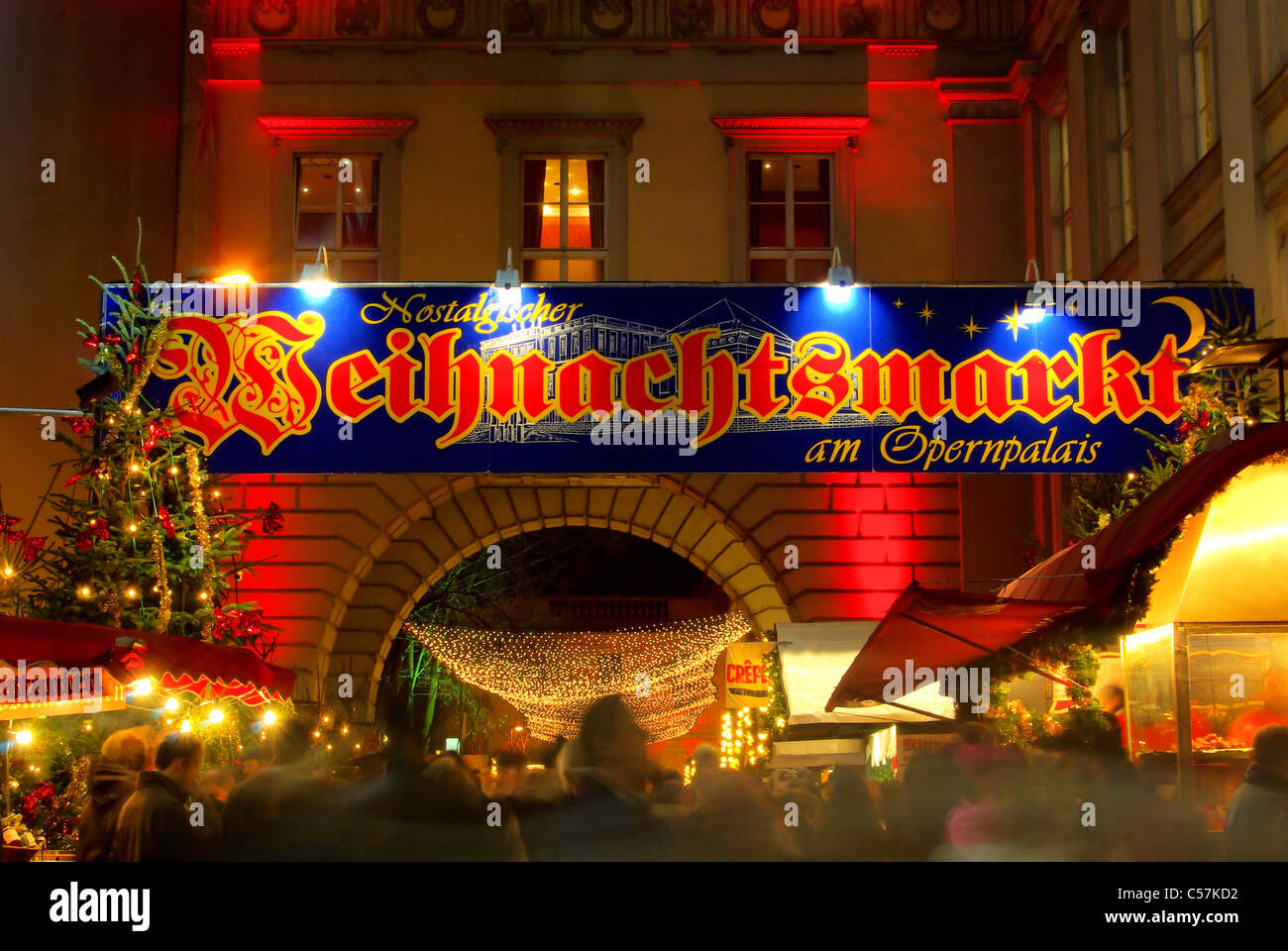 Berlin Weihnachtsmarkt am Opernpalais Berlin christmas market