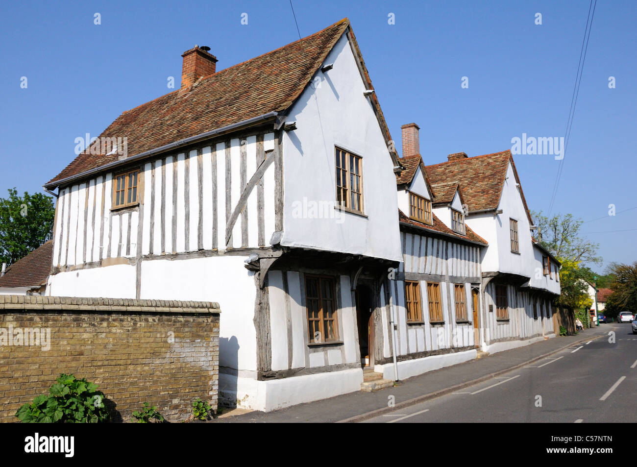 Middle row high street old hires stock photography and images Alamy