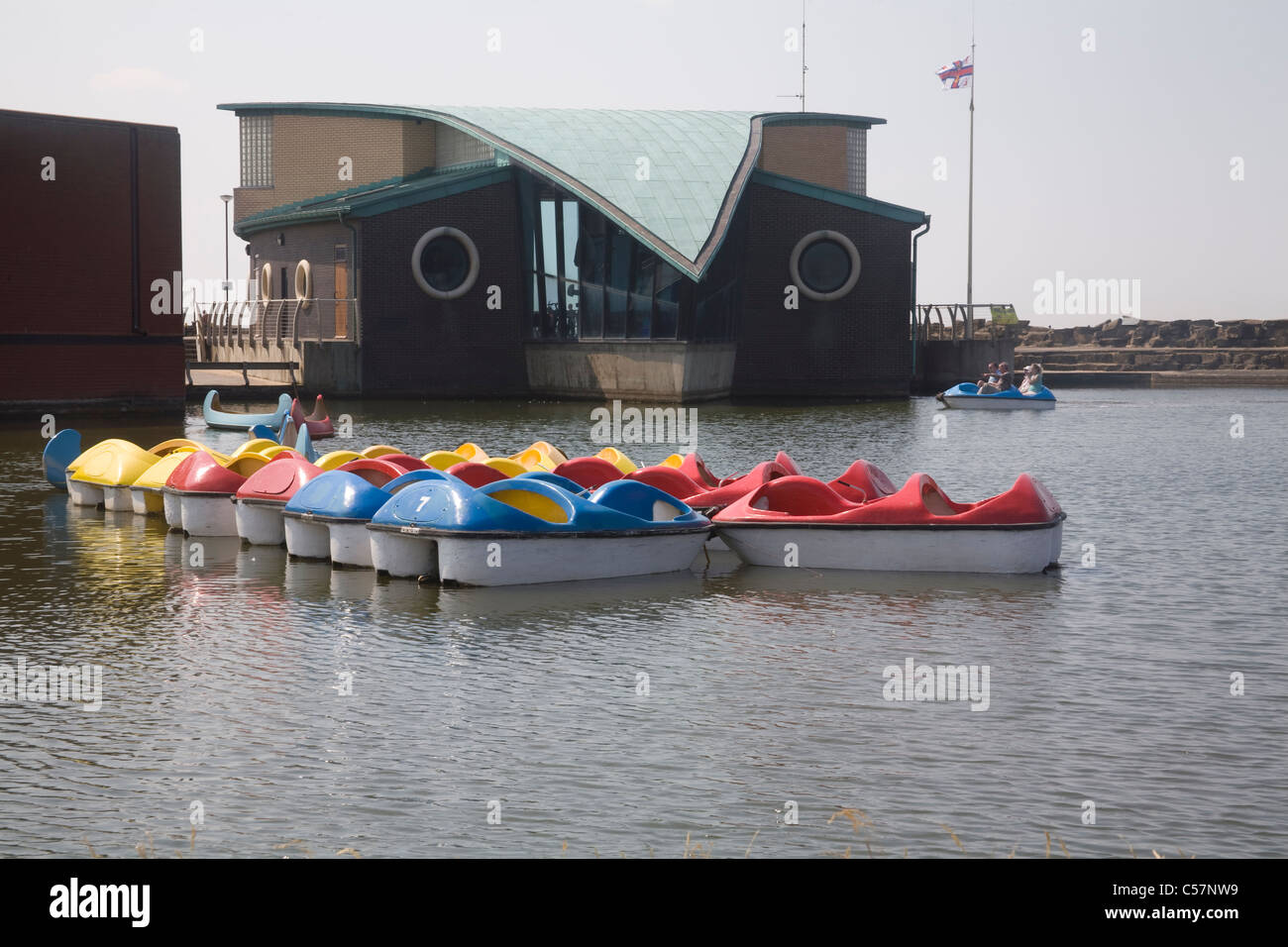 Pedalo Stock Photos &amp; Pedalo Stock Images - Alamy