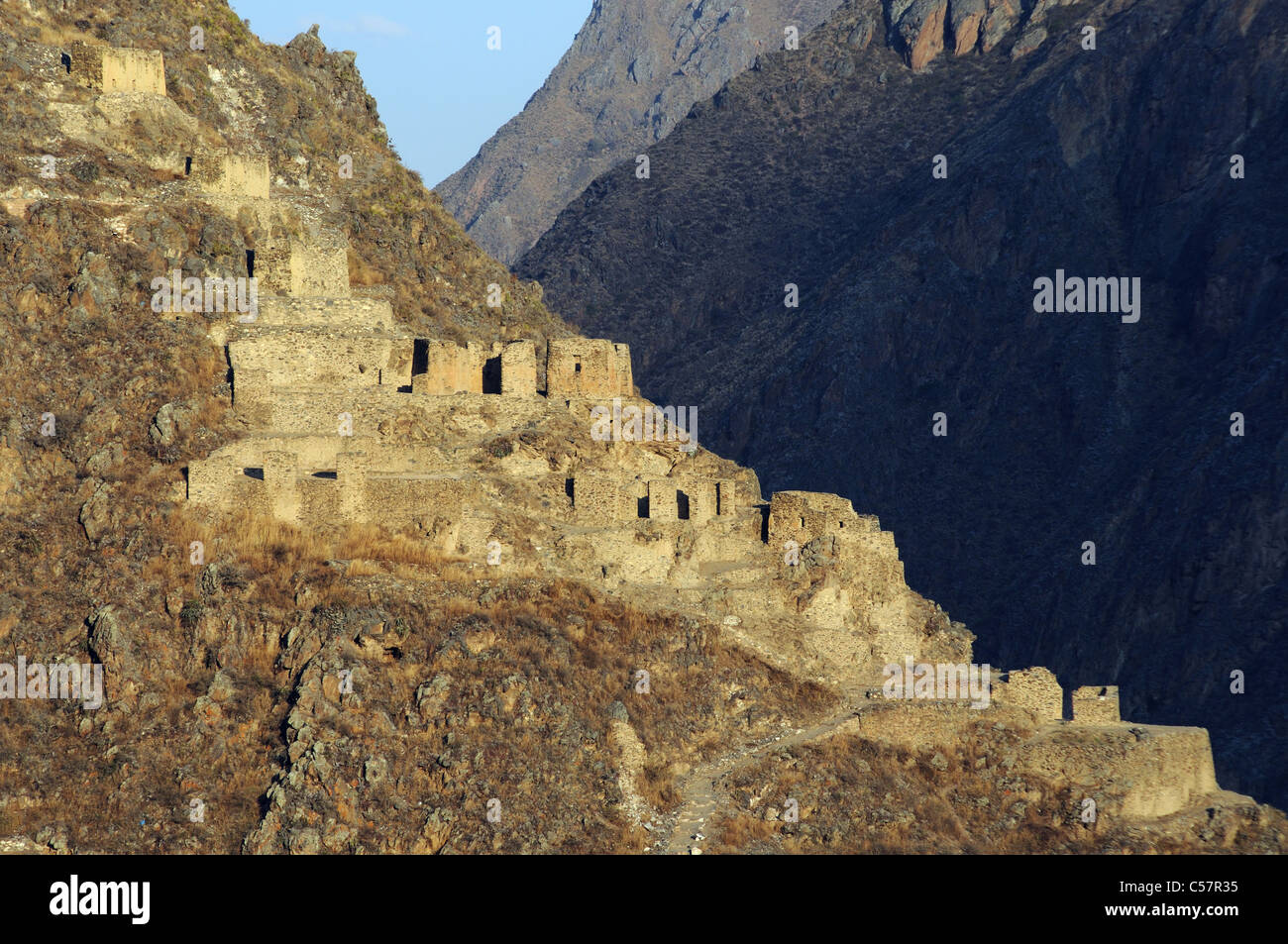 Inca ruins above the town of Ollantaytambo on the Inca Trail, Peru Stock Photo