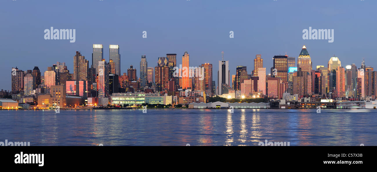 Hudson River waterfront view of New York City Manhattan after sunset ...